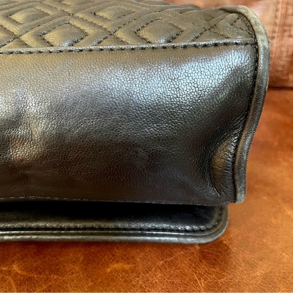 Tory Burch Leather Fleming Medium Shoulder Bag - Picture 8 of 15